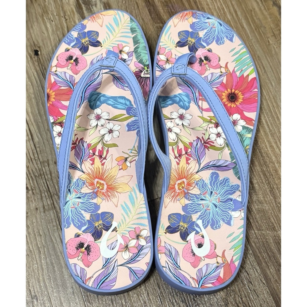 OLUKAI Puawe Women's Cushioned Beach Sandals, Blue Flower, Size 8 NWT